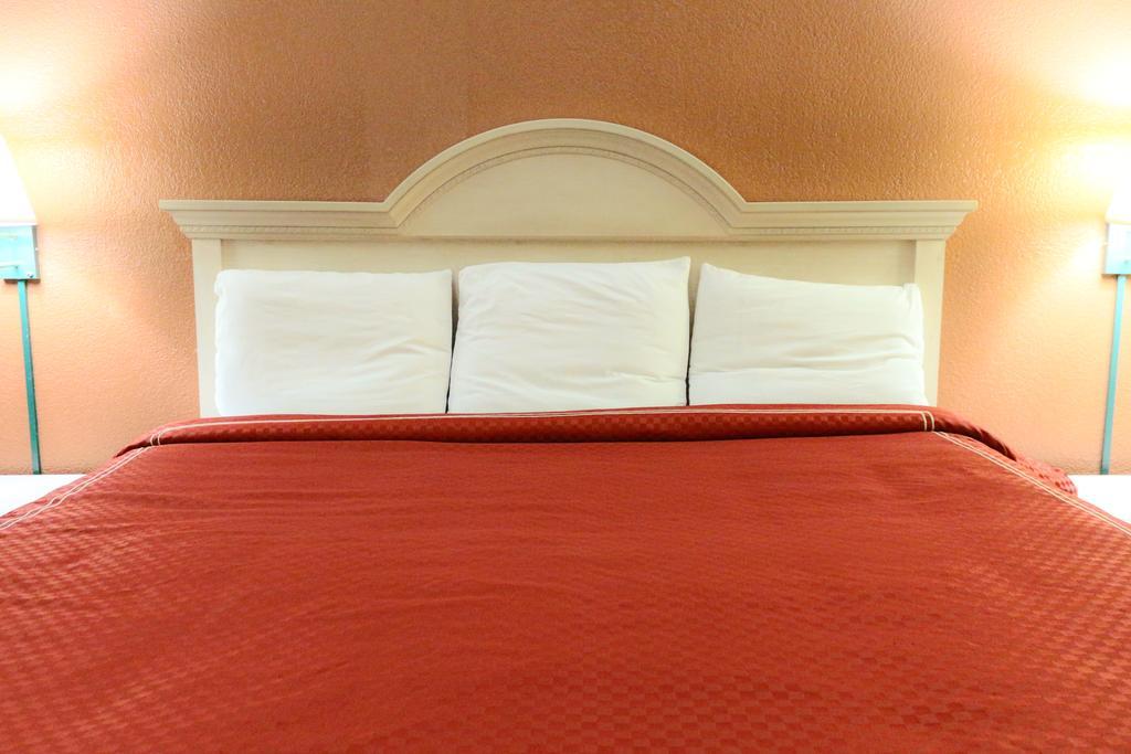 Americas Best Value Inn And Suites Houston Fm 1960 Eksteriør bilde
